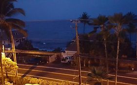 Beautiful 2 Bedroom Condo @ Kona!